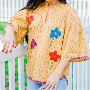NWT Oh My Stars Floral Abigail Embroidered Top